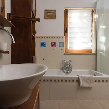 Enia Apartment